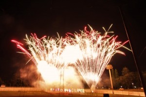 2014年八王子花火大会 “グランドフィナーレ” アナと雪の女王