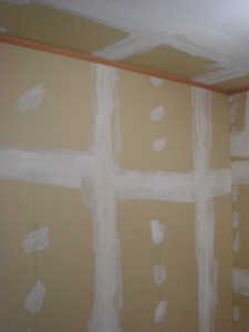 クロス貼り下処理