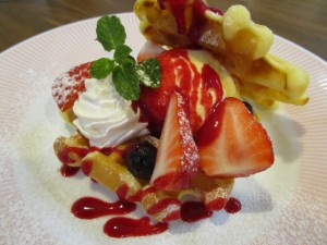 ベリーベリーワッフル今月まで！