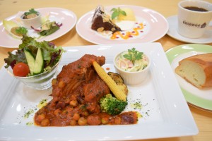 %e3%83%97%e3%83%ac%e3%83%9f%e3%82%a2%e3%83%a0lunch