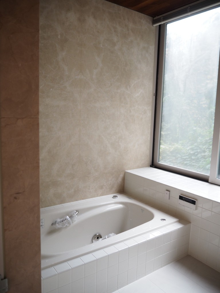 大理石を活かしてリニューアル