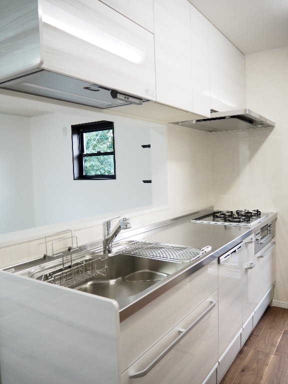 和室2部屋を高級感溢れる広々LDKに大改造!