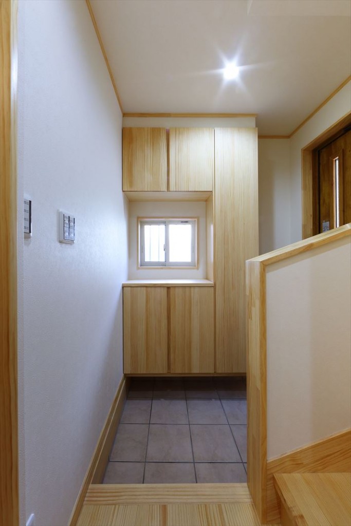 ENLARGE オリジナル!中古の注文住宅 “新、古築。”第一弾、堂々完成!