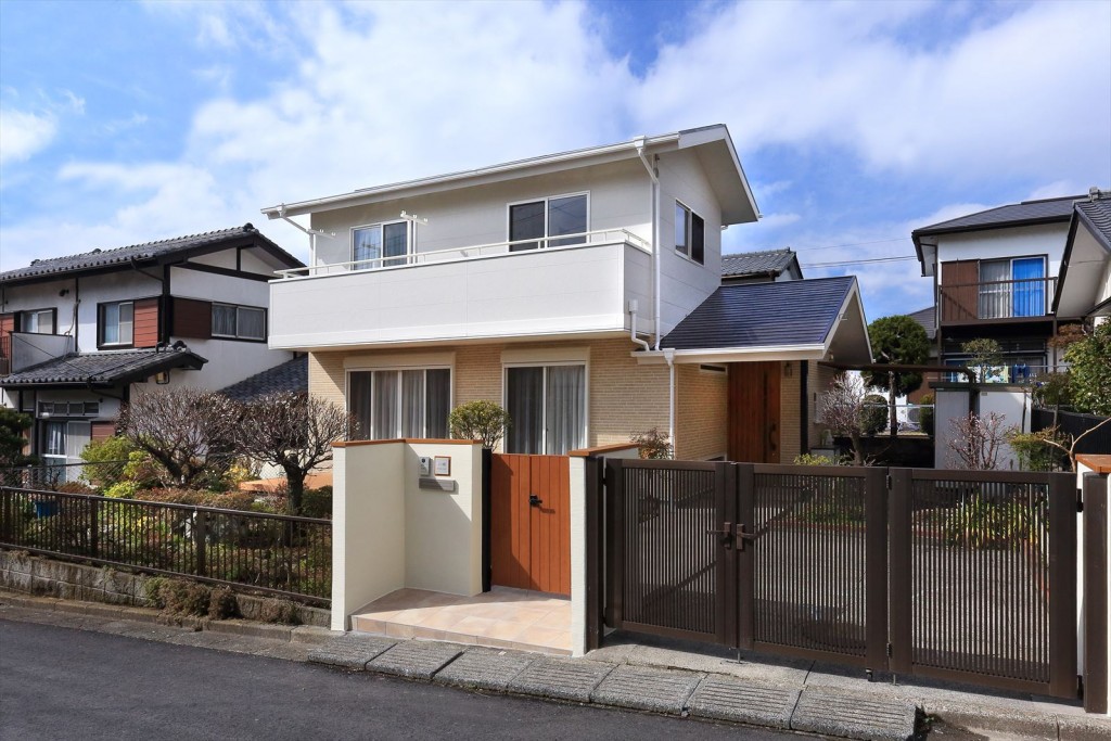 ENLARGE オリジナル!中古の注文住宅 “新、古築。”第一弾、堂々完成!