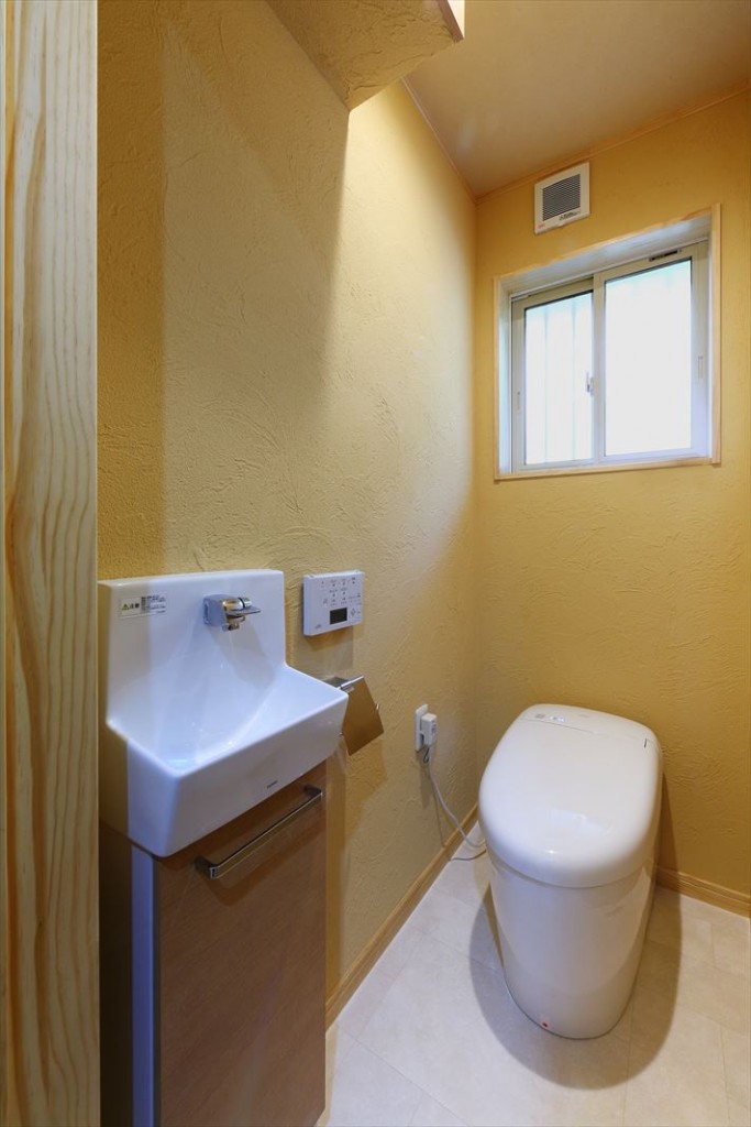 ENLARGE オリジナル!中古の注文住宅 “新、古築。”第一弾、堂々完成!