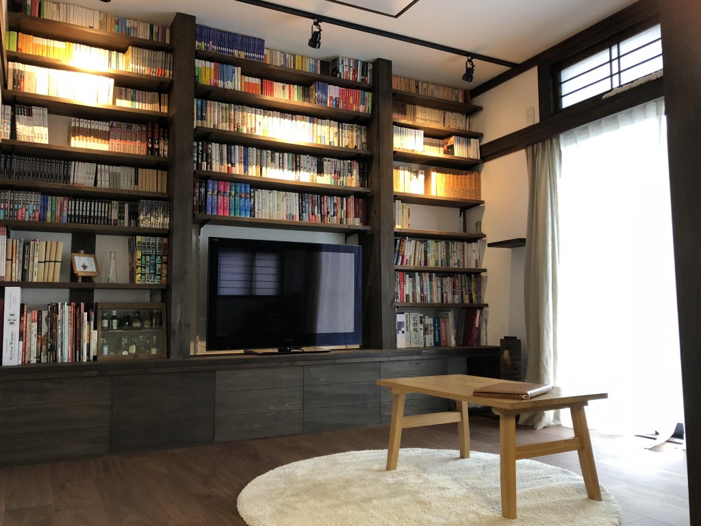 造作のテレビ台＆書棚