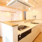 アイランド型キッチンに大変身！