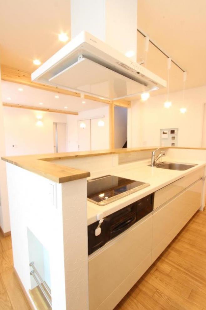 アイランド型キッチンに大変身 八王子 日野 昭島のリノベーション リフォームはエンラージ八王子 アイランド型キッチンに大変身 八王子 日野 昭島のリノベーション リフォームはエンラージ八王子