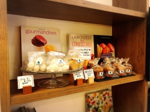 テイクアウトコーナー