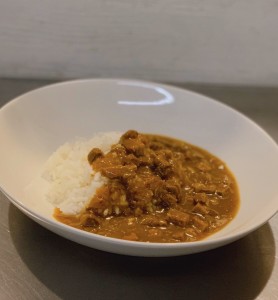 お肉たっぷりフレンチビーフカレー