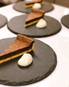 ルバーブとチョコレートのタルト