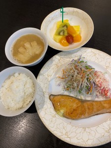 サーモンムニエル