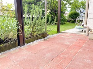 西ドイツ生まれのインターロッキングブロックがお洒落！