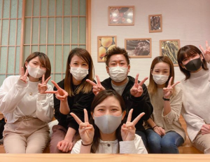 カフェ💛エンラージ  “おもてなしアップ” ミーティングを行いました！