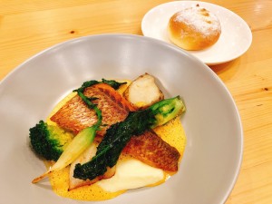 選べるランチ：白身魚のポワレ～アメリケーヌソース～
