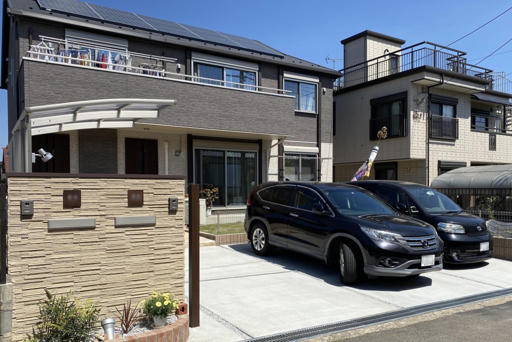 新築の建物と調和する外構工事