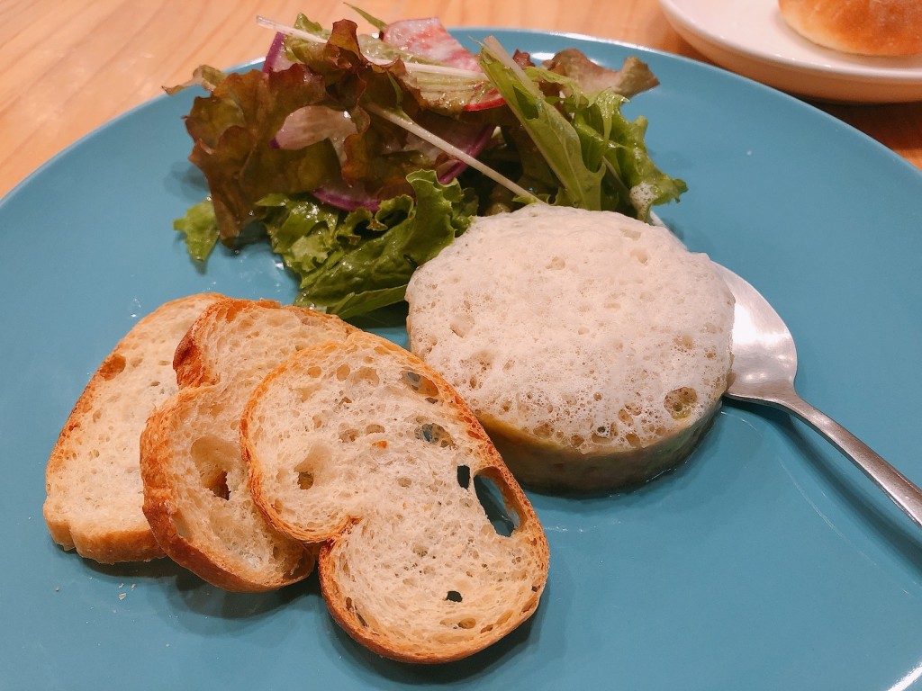 まぐろとアボガドのタルタル