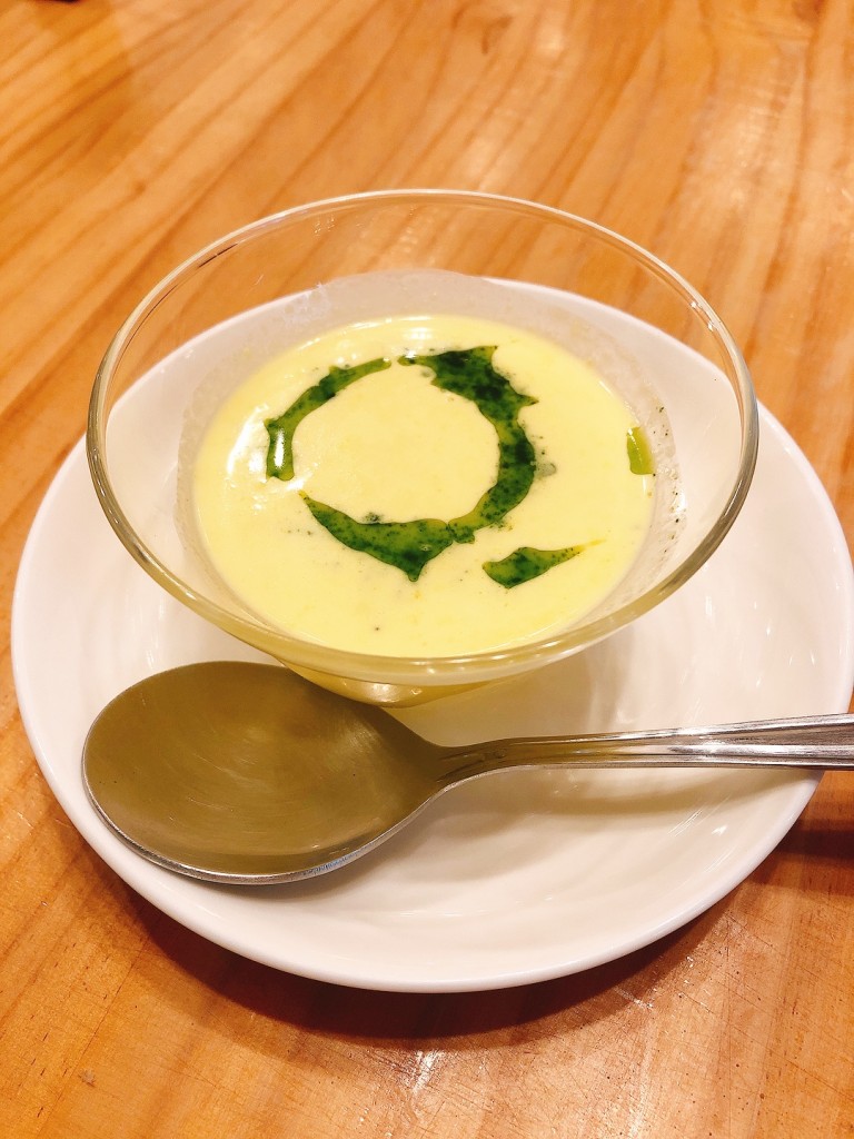 冷製トウモロコシのスープ