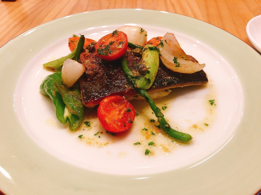 福井県産サワラのポワレ　焦がしバターソース