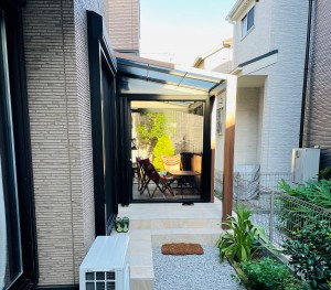 オシャレなサンルームが完成しました！