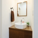 造作風の洗面化粧台