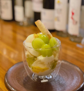 カフェ💛エンラージ＊梨とシャインマスカットのパフェ❤