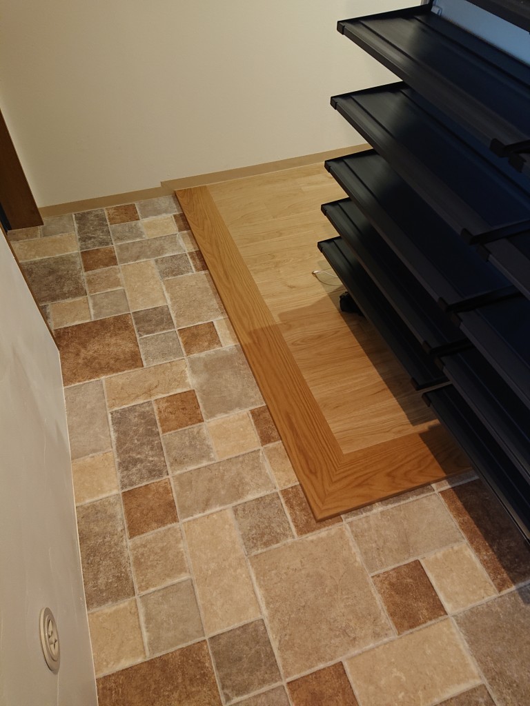 シューズクローク2