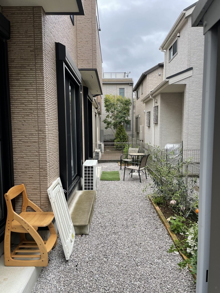 4d9555d1e98fb30c6a33297fc38f0a60-e1654419479196-768x1024