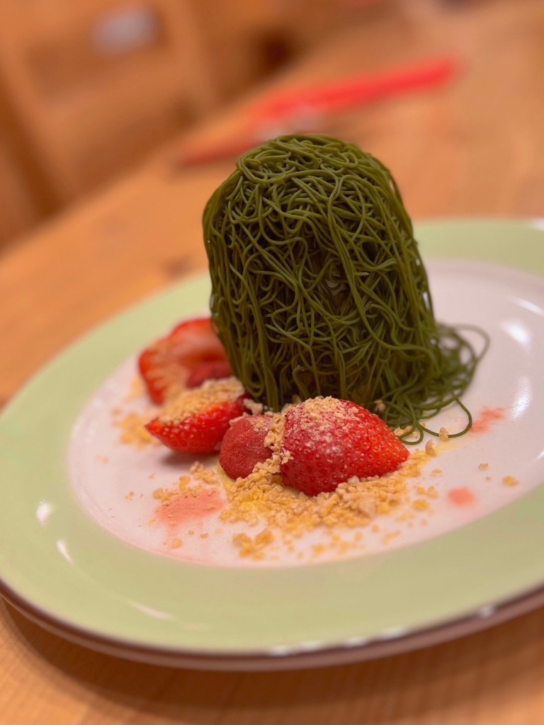 春の生搾りモンブラン　とちおとめ＆抹茶