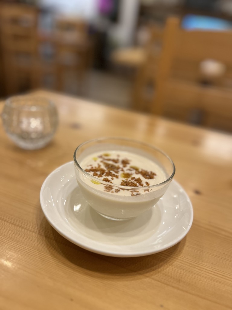 新玉ねぎの冷製スープ