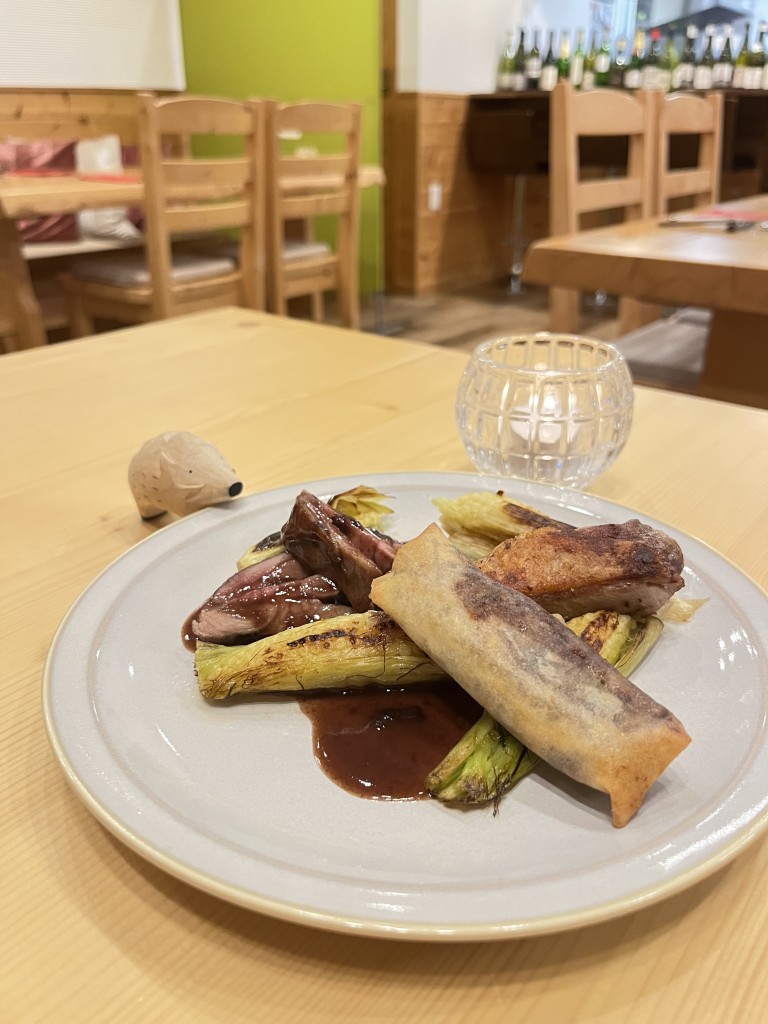 広島県産仔イノシシの料理