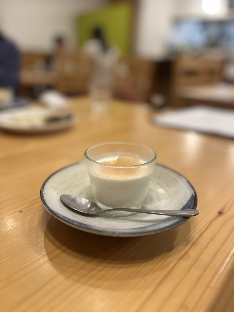 桃とパンナコッタ