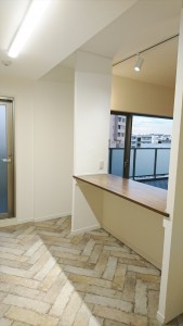 キッチン背面_R