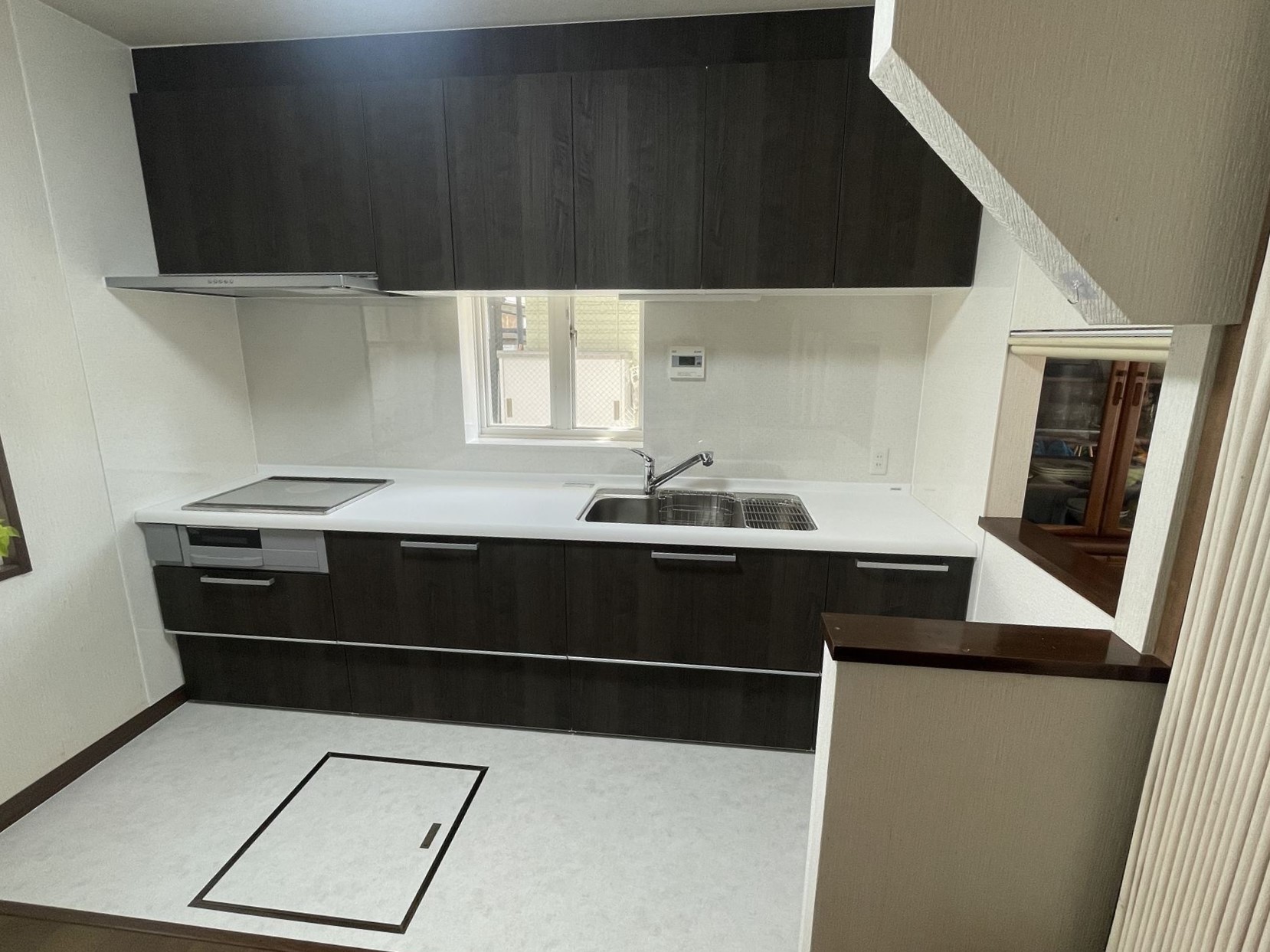 リフォーム後のキッチンはとても明るくなり使い易くなりとても気に入っております。