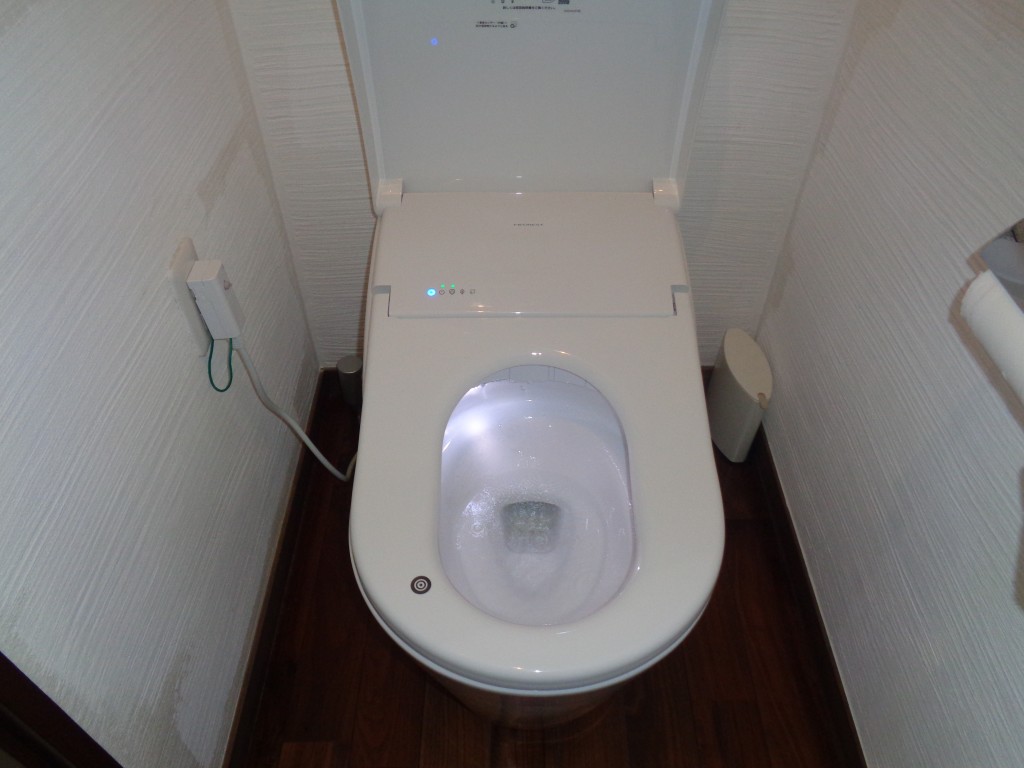 トイレ2