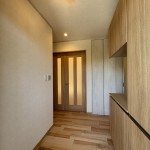 自然光を採りこんだ明るい住まいへとフルリノベーション