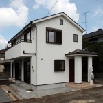 自然素材の温かみを生かした店舗兼用住宅