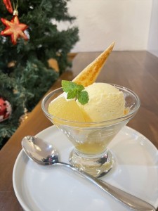 冬でも食べたくなる『アップルパイパフェ』🍎