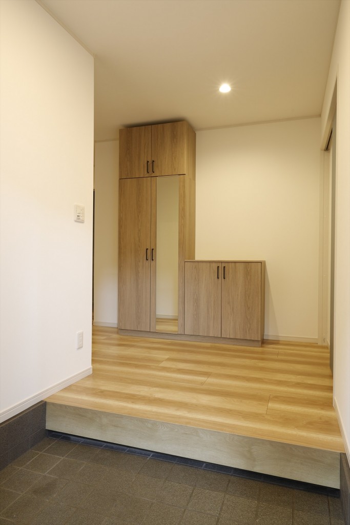 二世帯住宅の1階をフルリノベーション