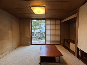 5和室引違窓　工事前_R