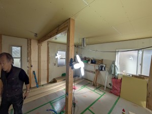 PXL_20251117_010854436