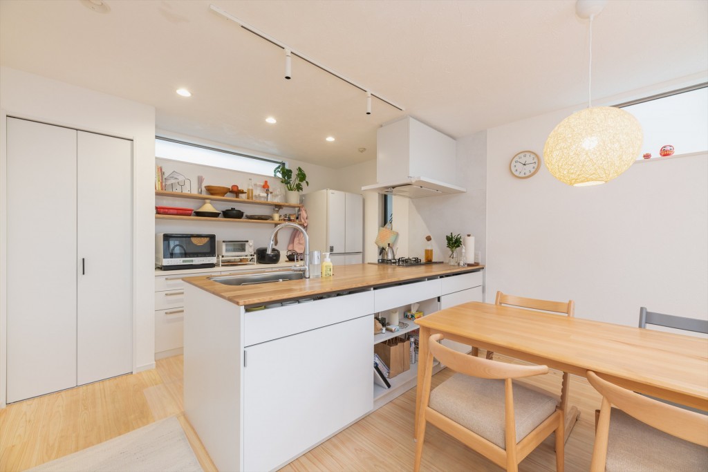 中古戸建てを自然素材を使用し、イメージ以上の素敵な住まいへリノベーション