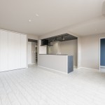 「家事ラク・モノトーン」がテーマのマンションデザインリノベーション