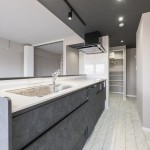 「家事ラク・モノトーン」がテーマのマンションデザインリノベーション