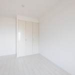 「家事ラク・モノトーン」がテーマのマンションデザインリノベーション