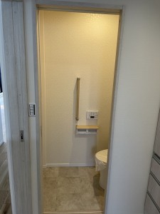 ２階トイレ入口_R