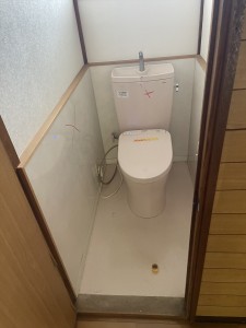 1階トイレ (1)_R