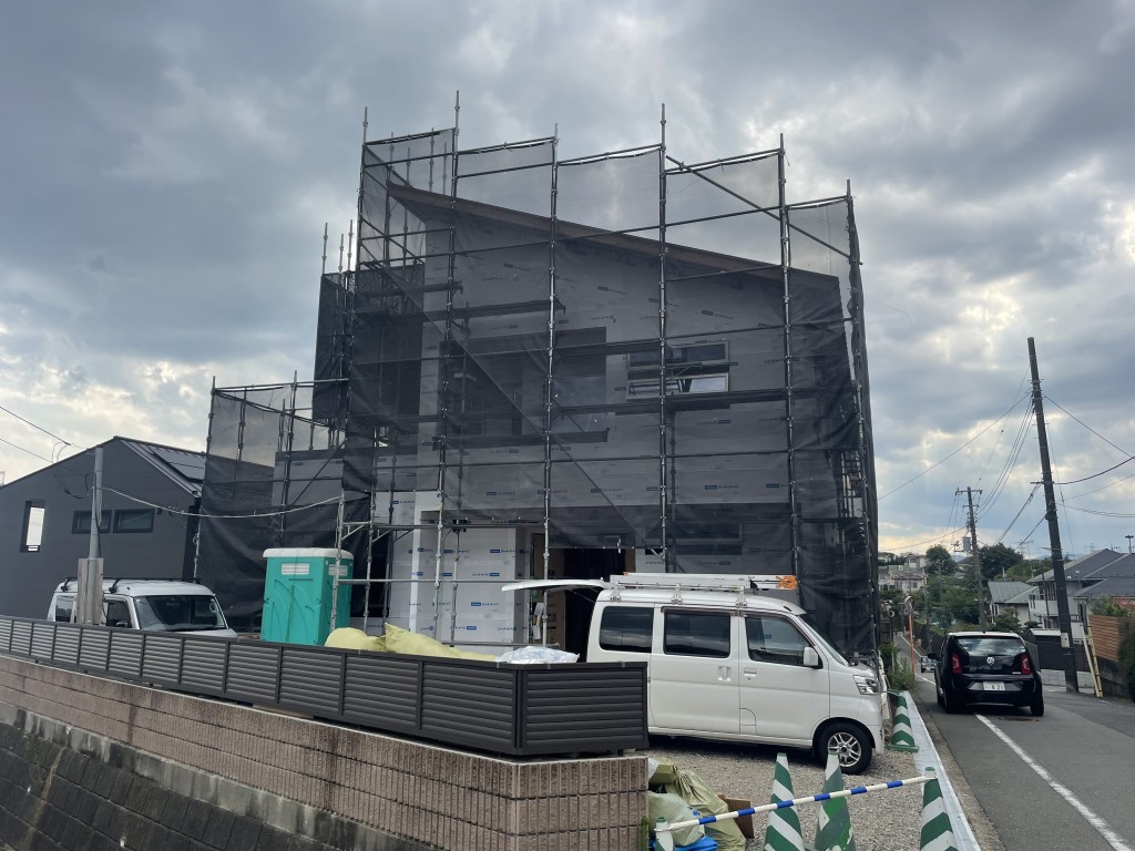 延べ床面積238㎡ (72坪) の大型新築住宅施工中🏠