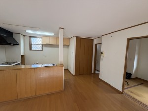 LDK_R