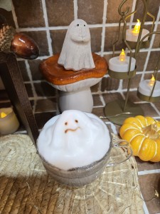 黒ゴマ👻ラテ_R